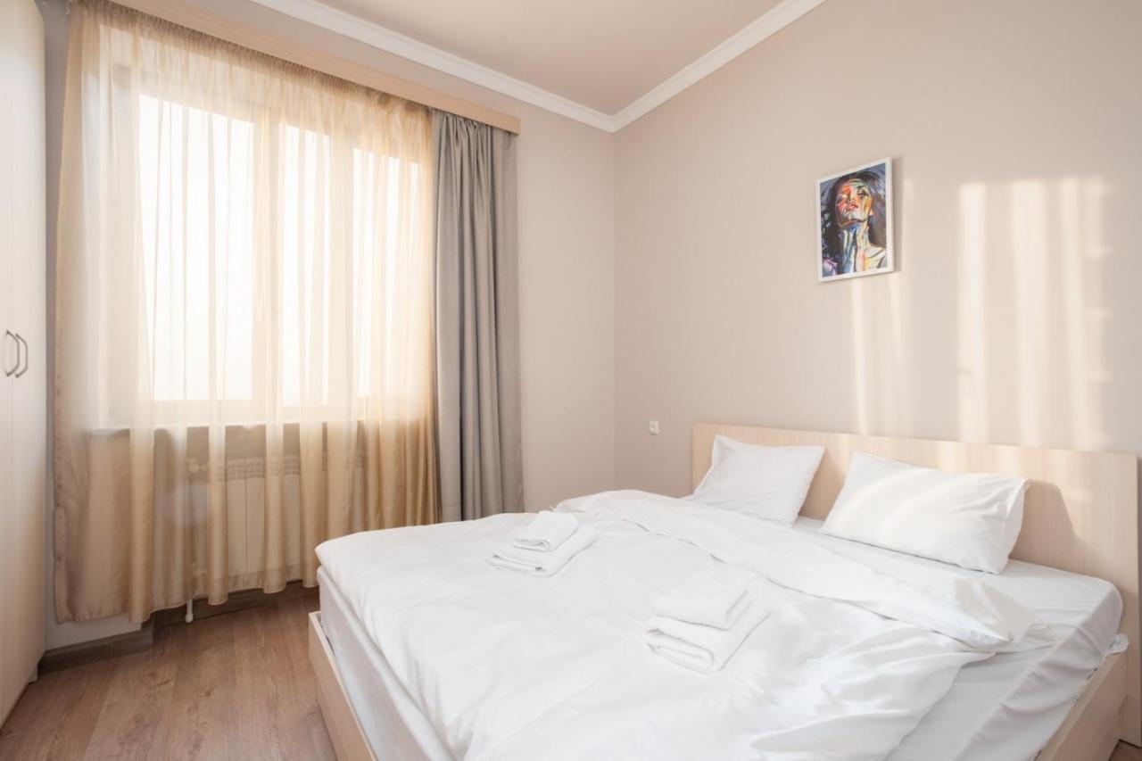 Apartment On Argishti 11 *