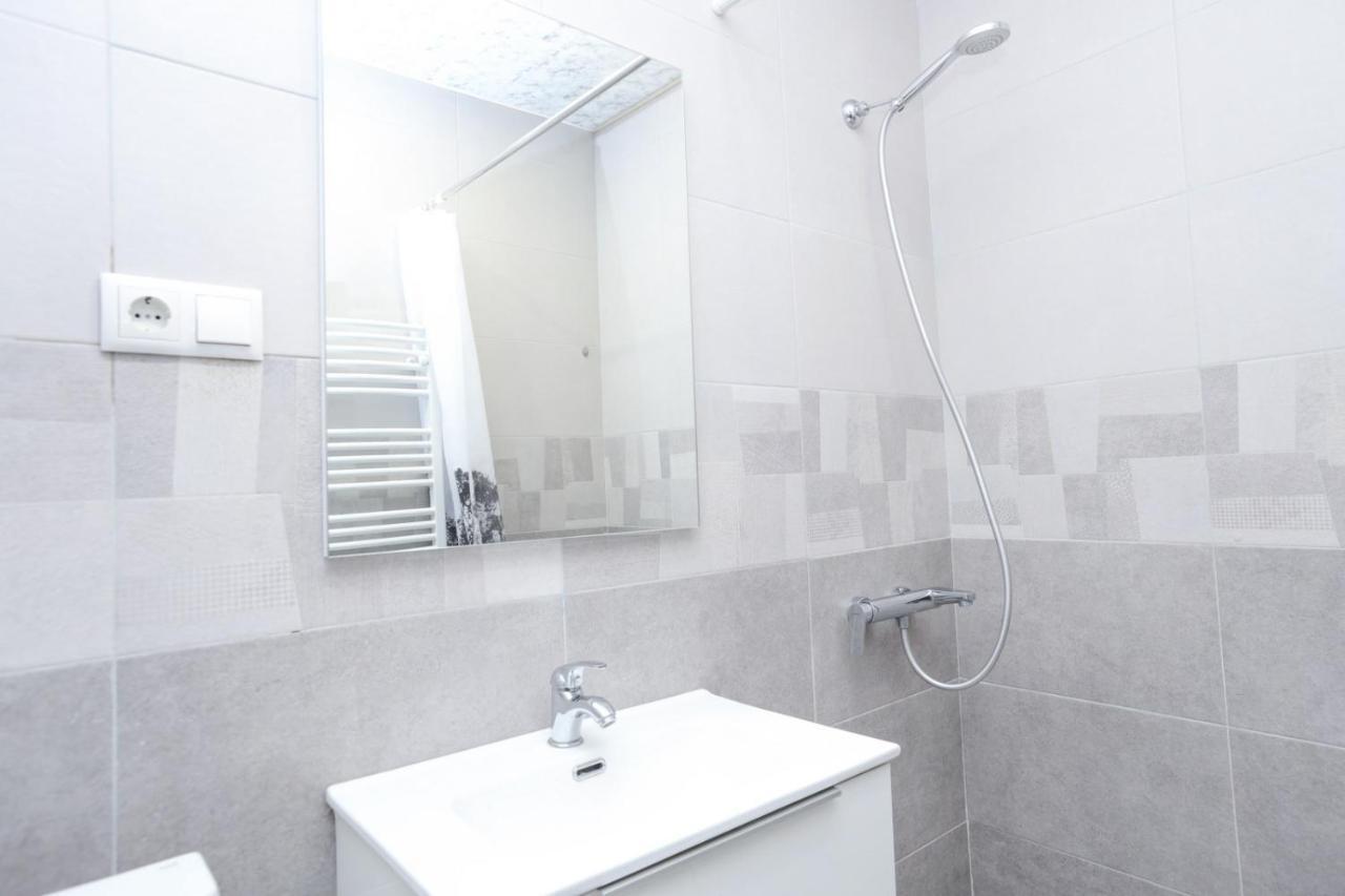 Apartment On Argishti 11 *